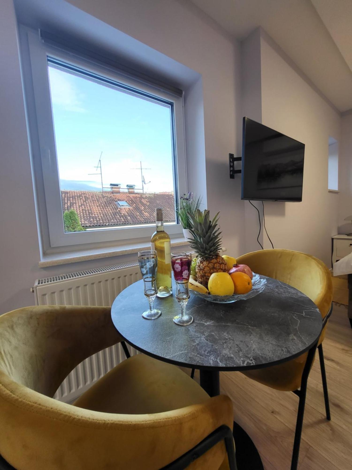 Villa Vino & Grad Zagreb Bagian luar foto